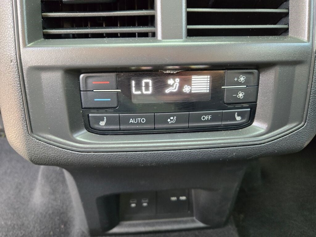 2022 Volkswagen Atlas 3.6L V6 SEL Premium R-Line