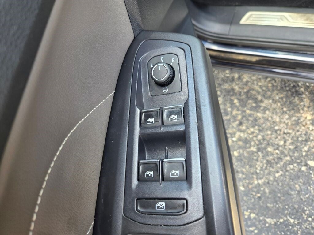 2022 Volkswagen Atlas 3.6L V6 SEL Premium R-Line