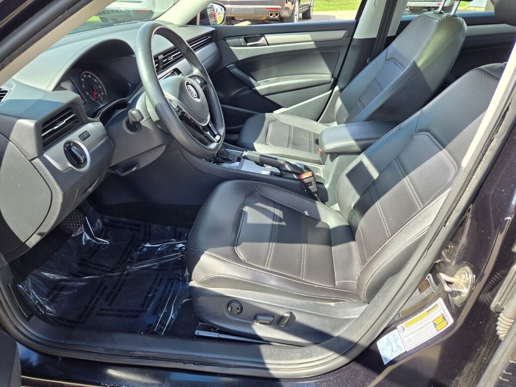 2021 Volkswagen Passat 2.0T SE