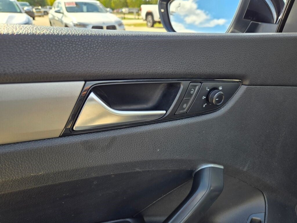 2021 Volkswagen Passat 2.0T SE