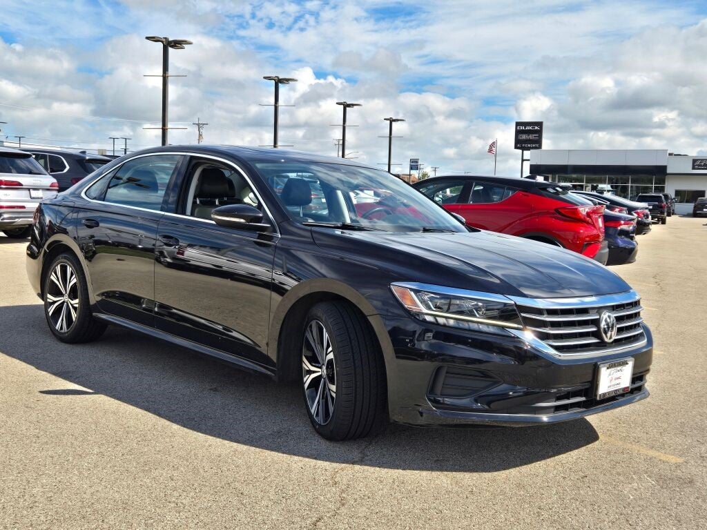 2021 Volkswagen Passat 2.0T SE