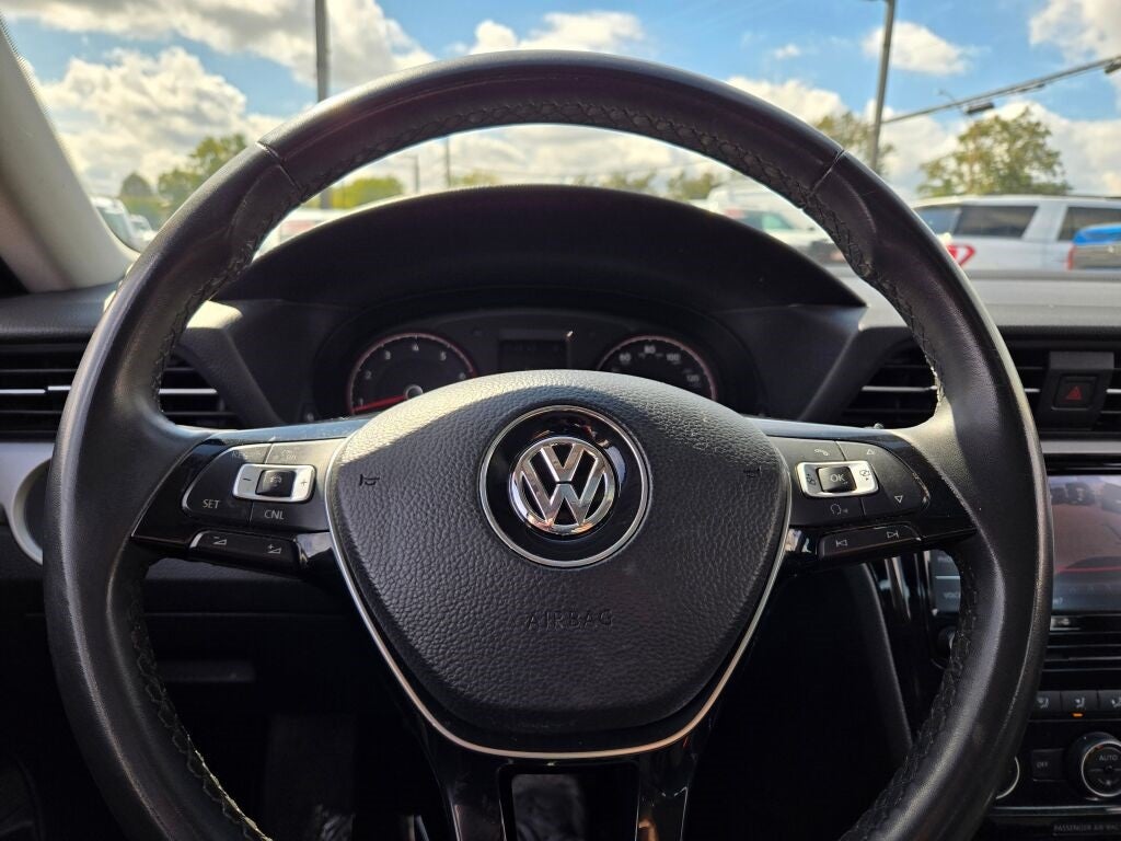 2021 Volkswagen Passat 2.0T SE