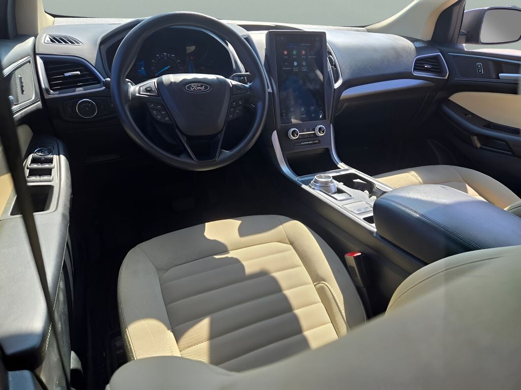 2023 Ford Edge SE