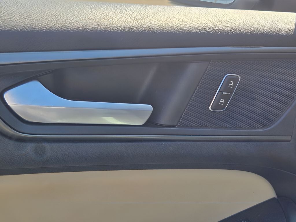 2023 Ford Edge SE