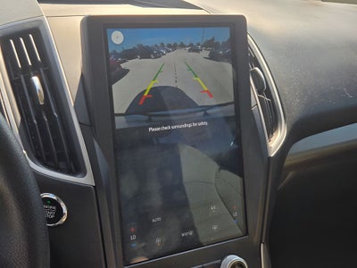 2023 Ford Edge SE