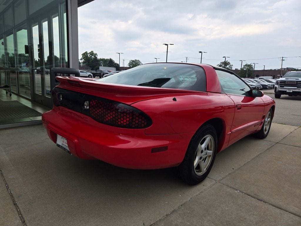 1999 Pontiac Firebird Base