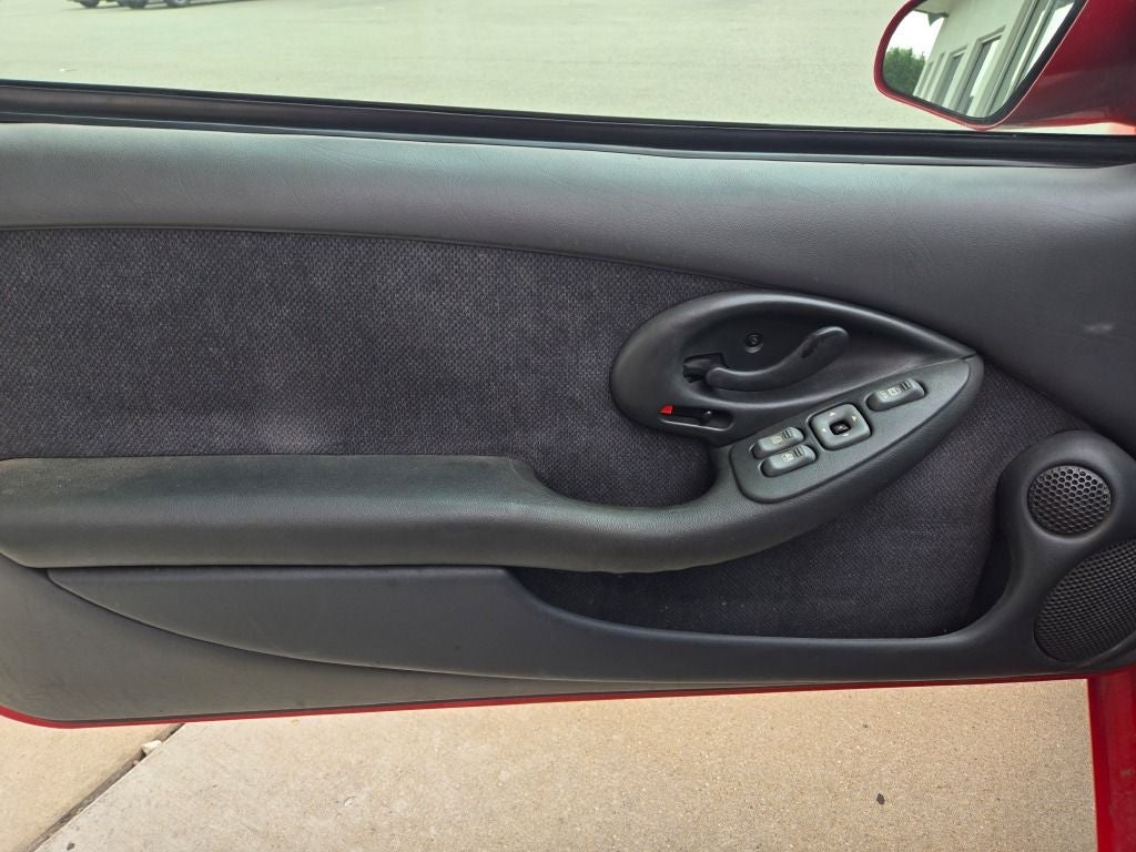 1999 Pontiac Firebird Base