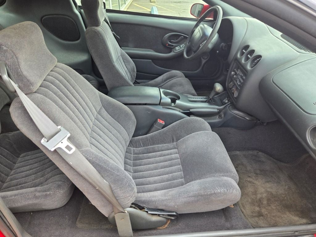1999 Pontiac Firebird Base