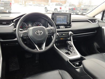 2020 Toyota RAV4 XLE Premium