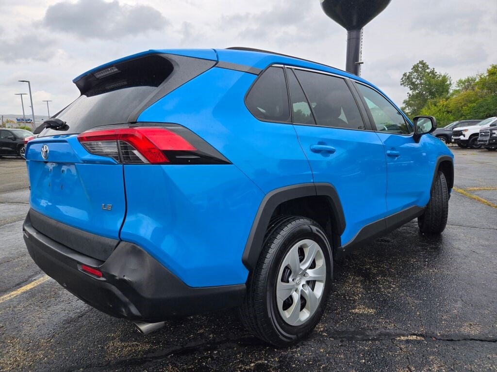 2021 Toyota RAV4 LE