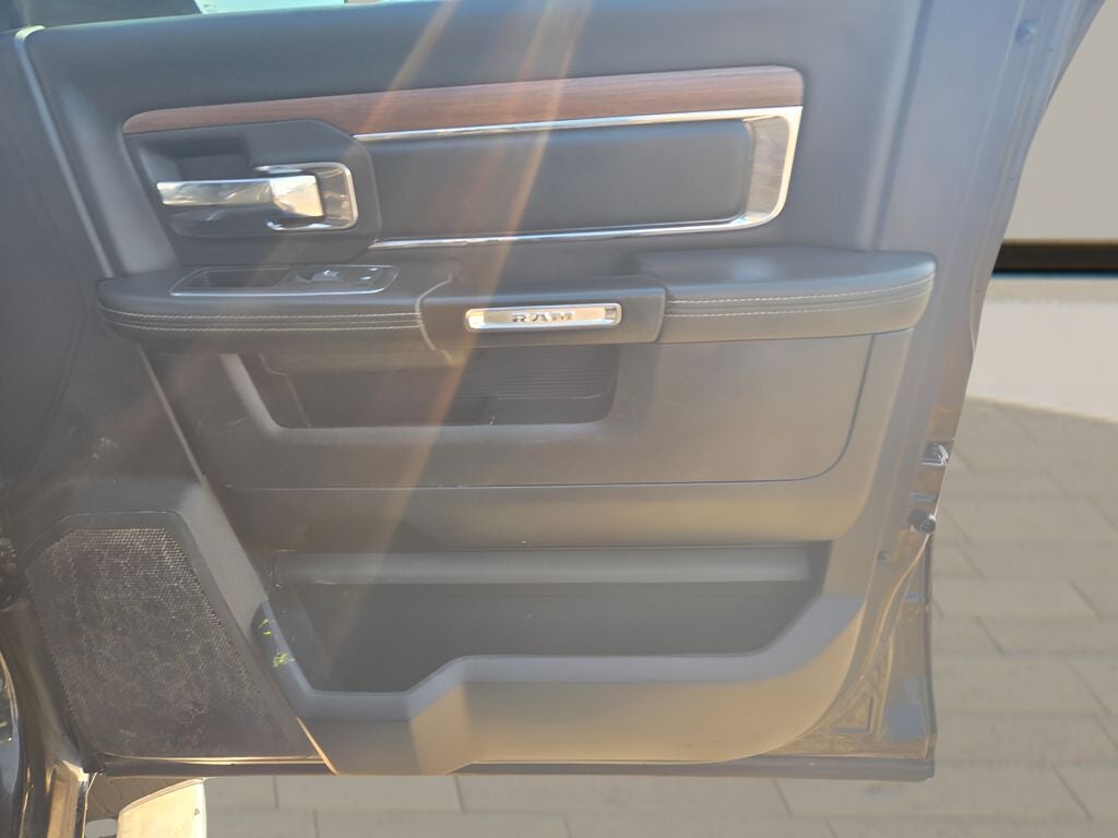 2016 RAM 3500 Laramie
