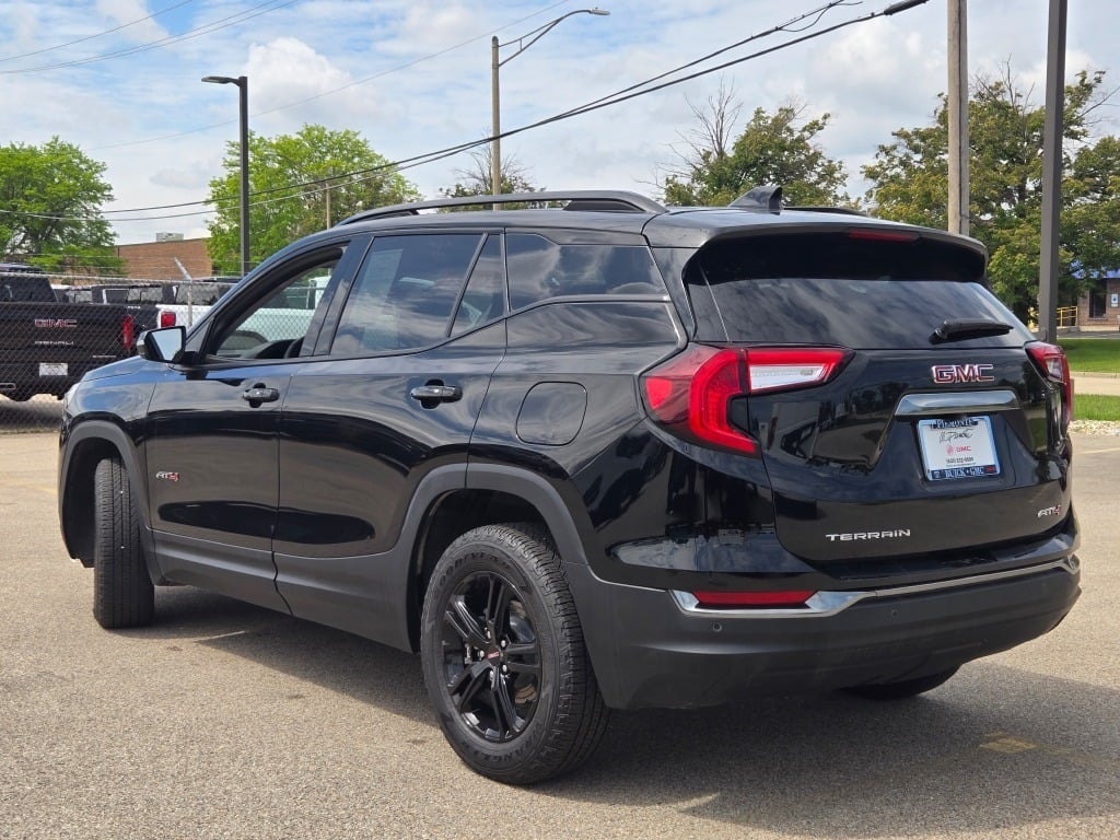 2024 GMC Terrain AT4