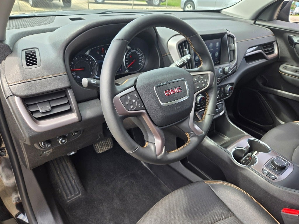 2024 GMC Terrain AT4