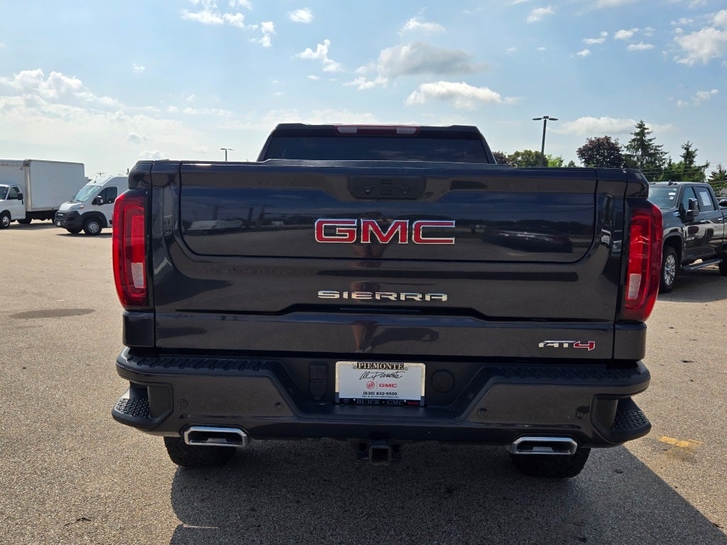 2022 GMC Sierra 1500 AT4