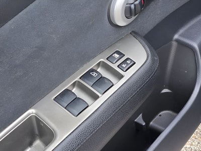 2011 Nissan Versa 1.8 S
