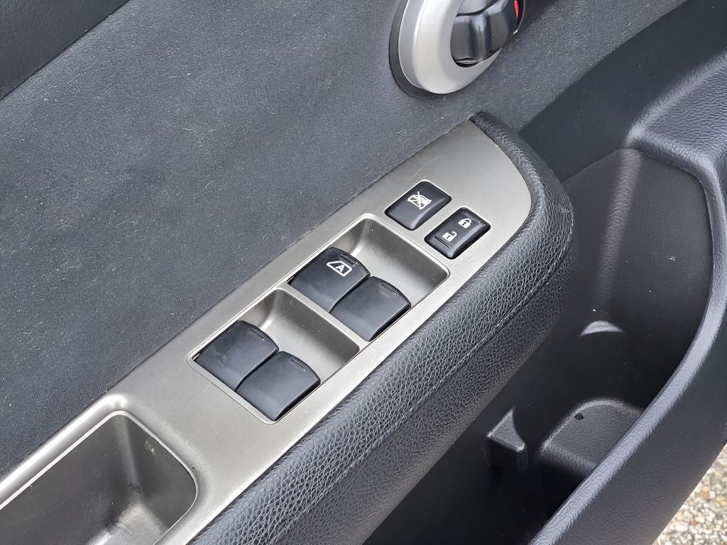 2011 Nissan Versa 1.8 S