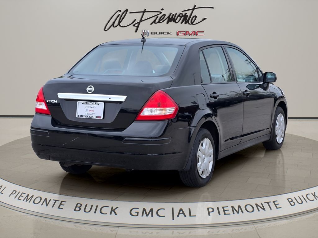 2011 Nissan Versa 1.8 S