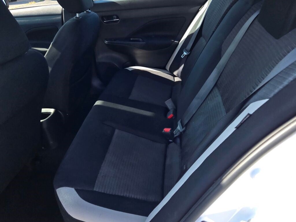 2022 Nissan Versa 1.6 SV