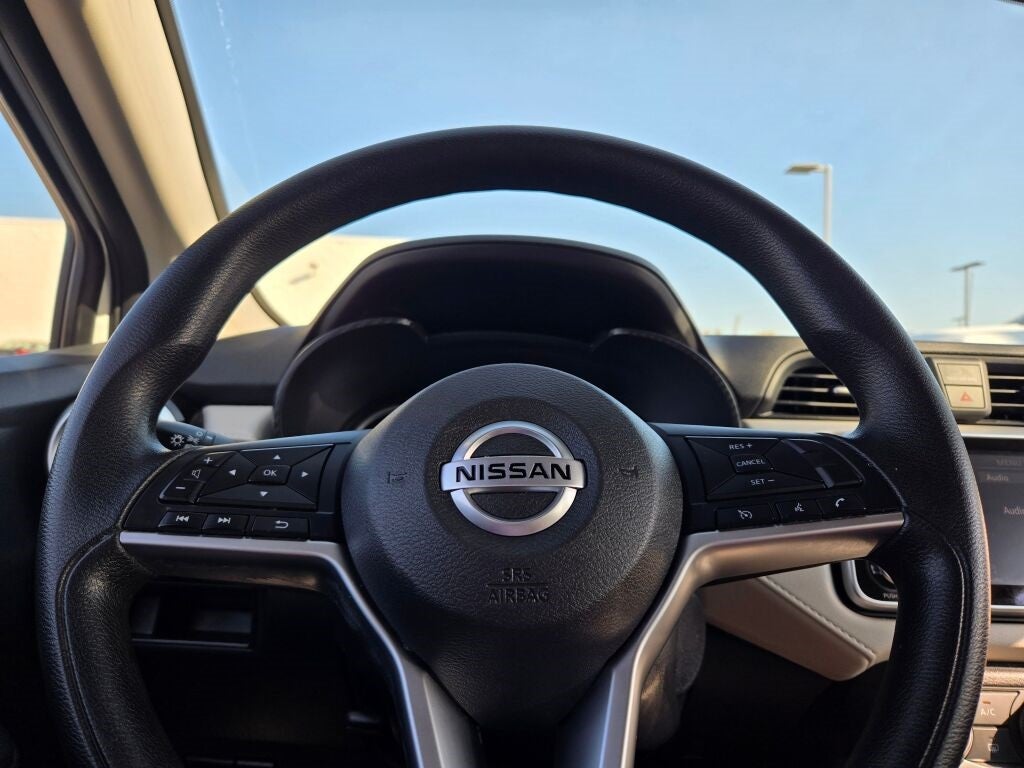 2022 Nissan Versa 1.6 SV