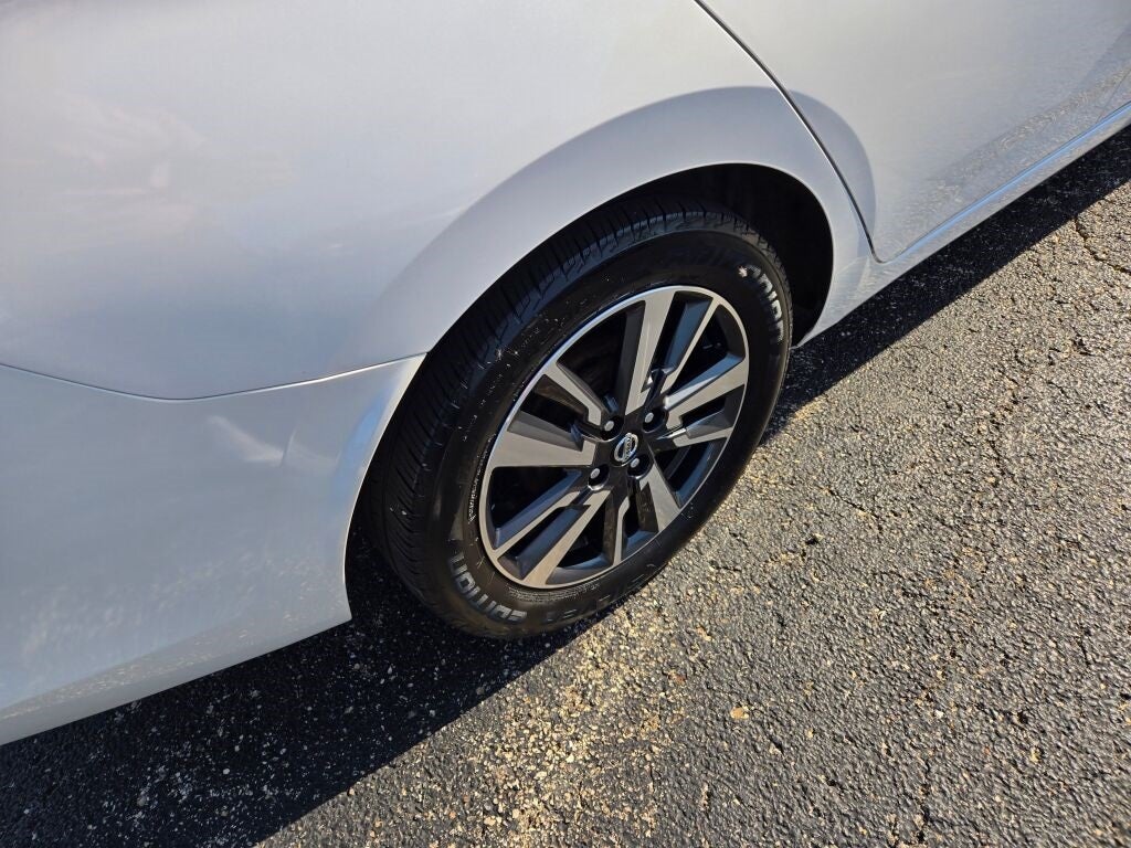 2022 Nissan Versa 1.6 SV