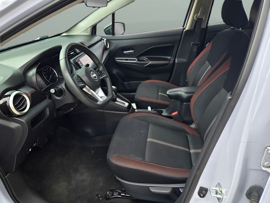 2024 Nissan Versa 1.6 SR
