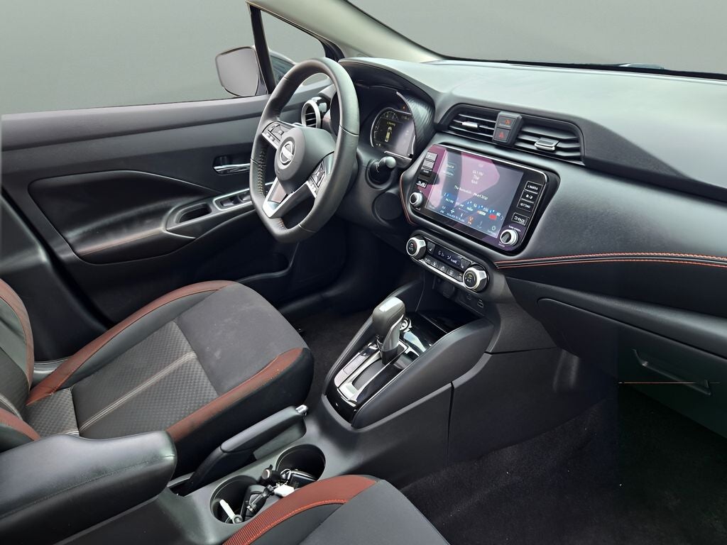 2024 Nissan Versa 1.6 SR