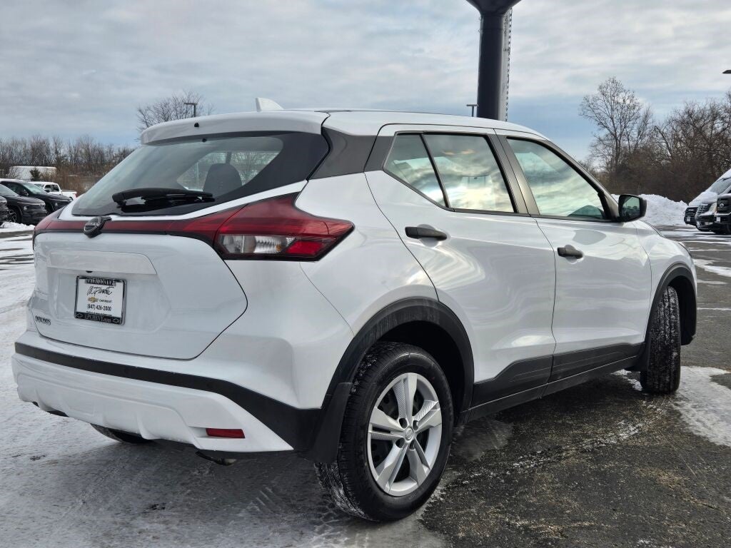 2023 Nissan Kicks S