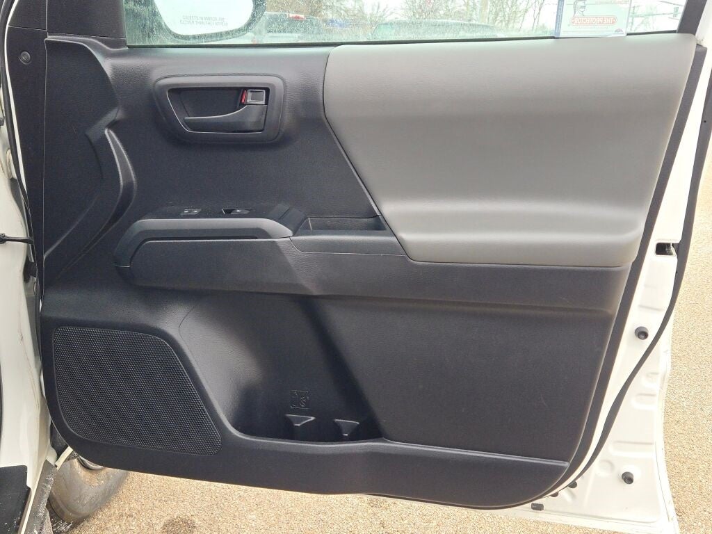 2020 Toyota Tacoma SR V6