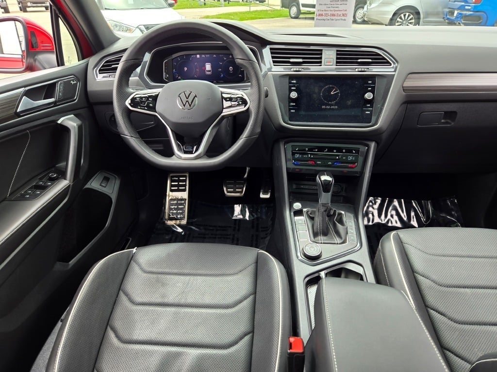 2024 Volkswagen Tiguan 2.0T SEL R-Line