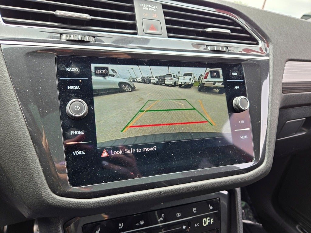 2024 Volkswagen Tiguan 2.0T SEL R-Line