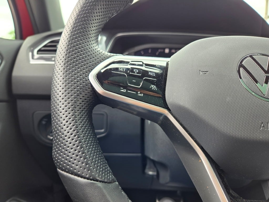 2024 Volkswagen Tiguan 2.0T SEL R-Line