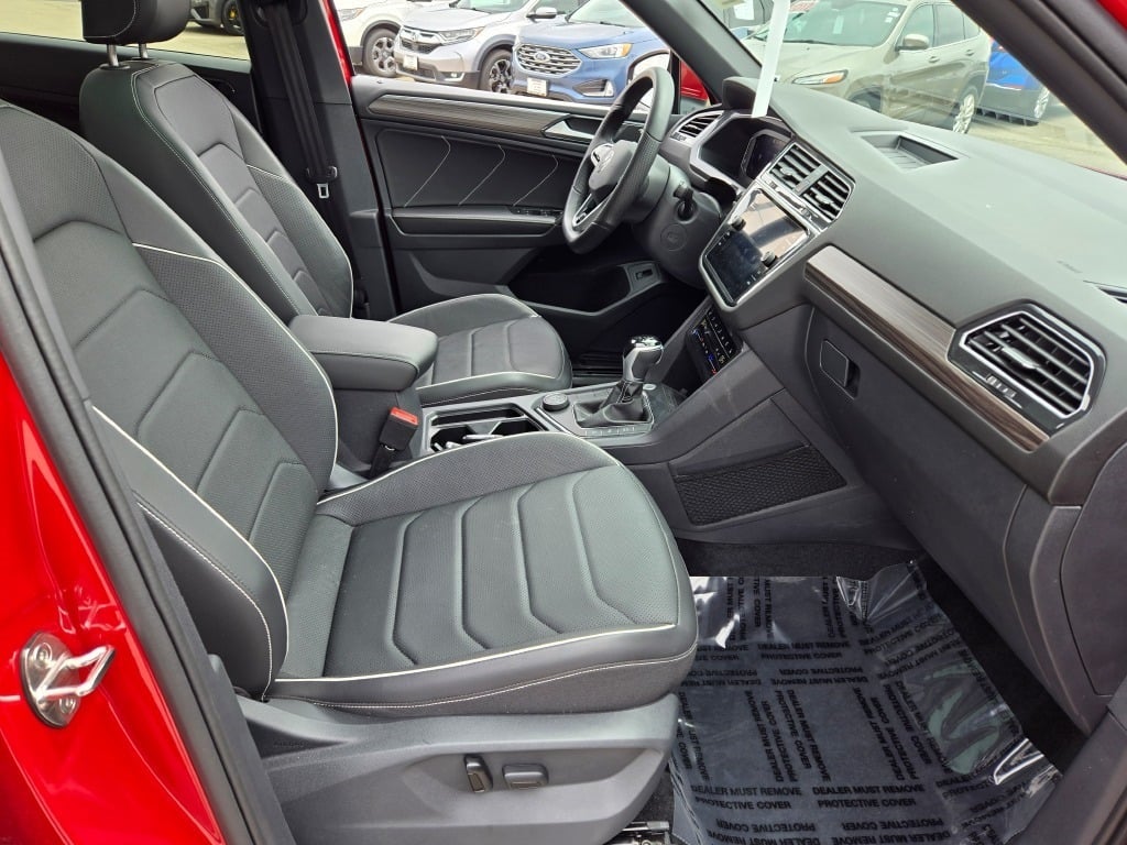 2024 Volkswagen Tiguan 2.0T SEL R-Line