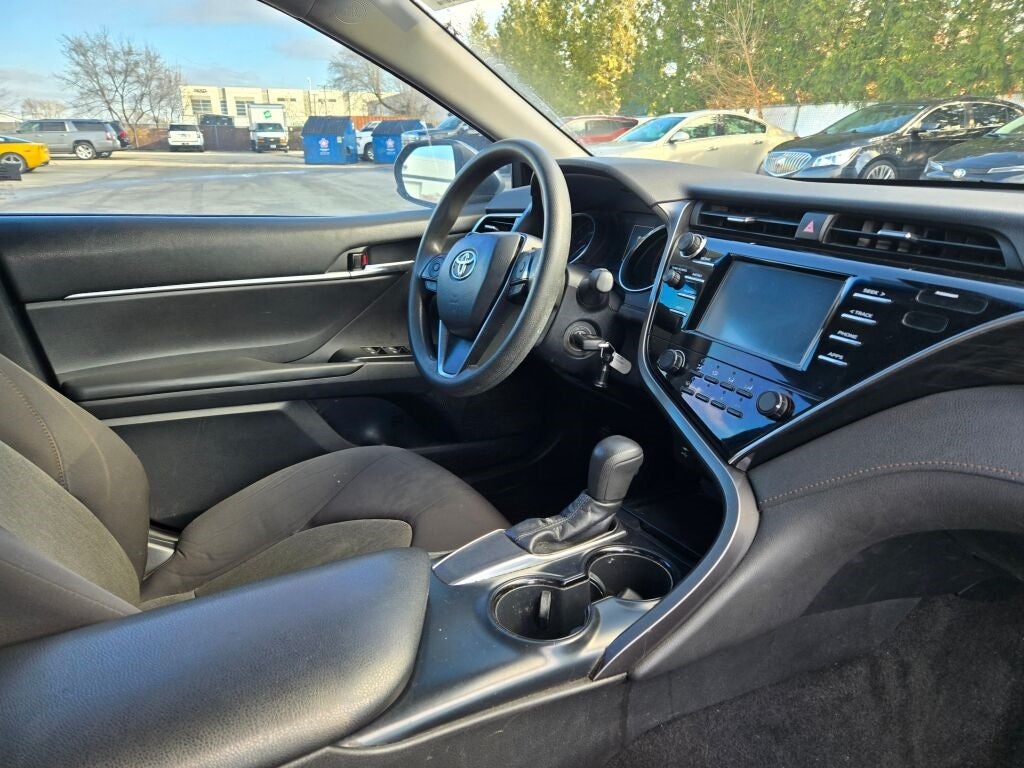 2018 Toyota Camry LE