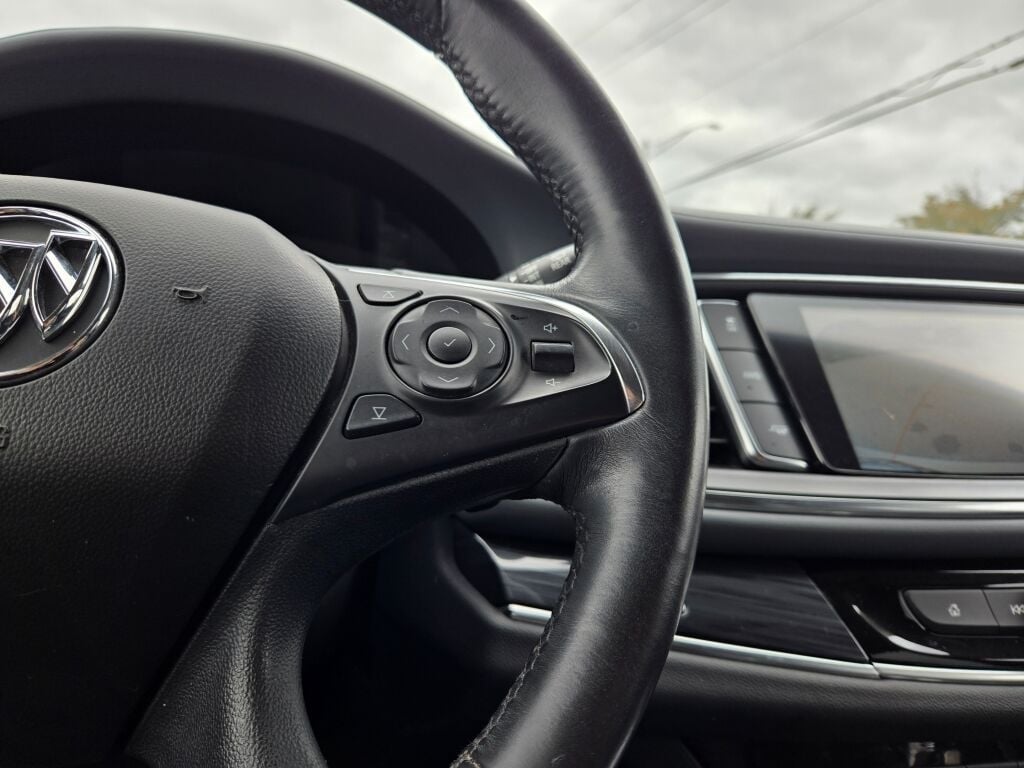 2018 Buick Enclave Essence