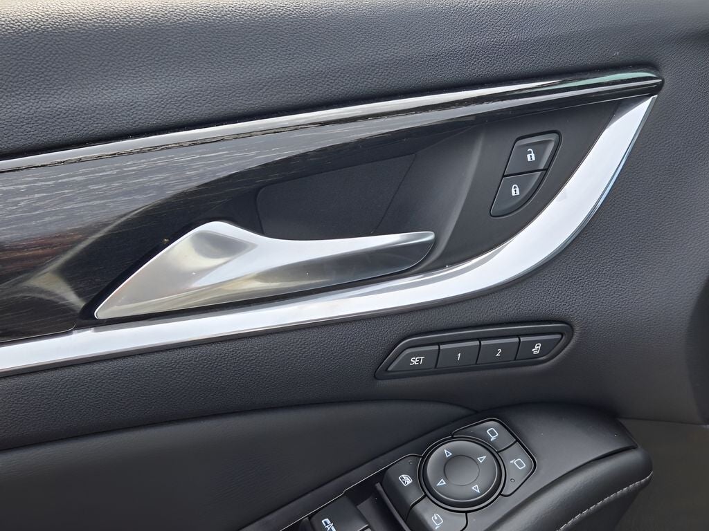 2020 Buick Enclave Avenir