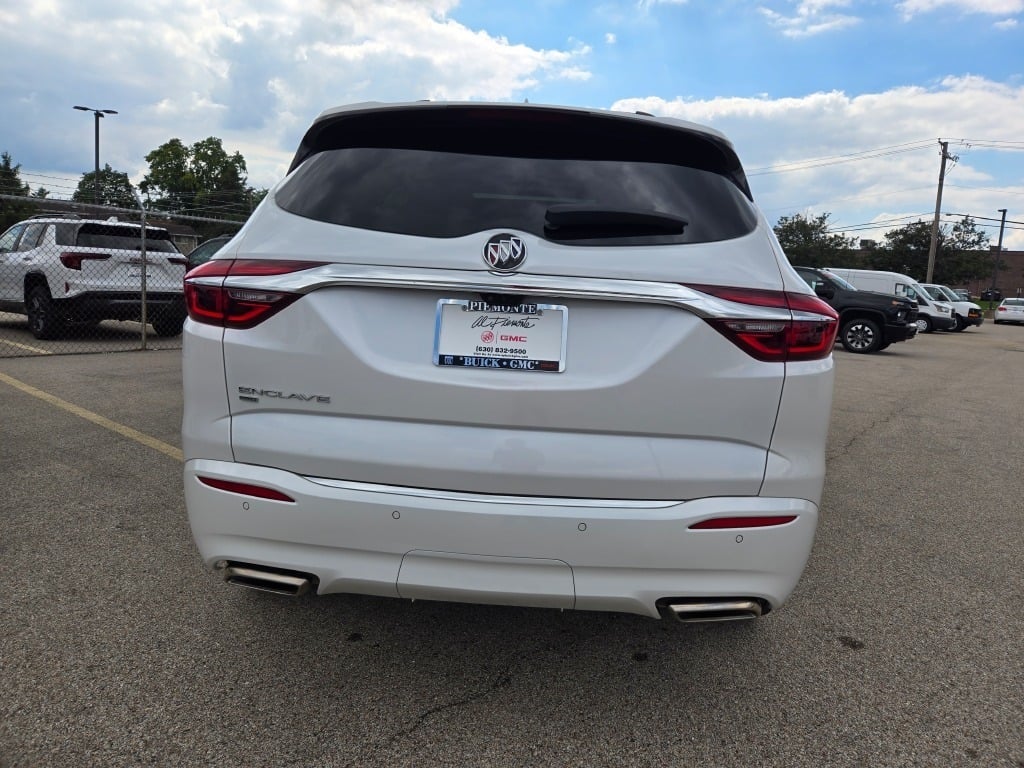 2021 Buick Enclave Avenir