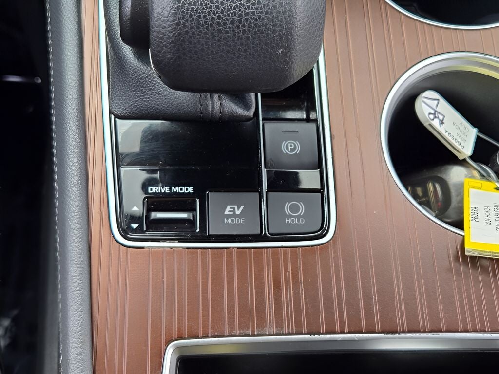 2023 Toyota Sienna LE 8 Passenger