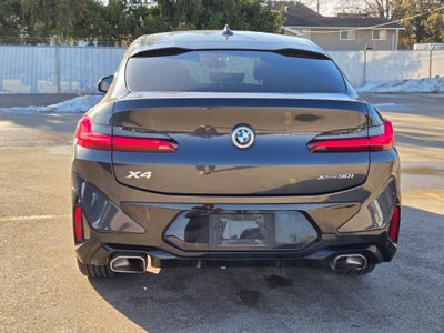 2022 BMW X4 xDrive30i