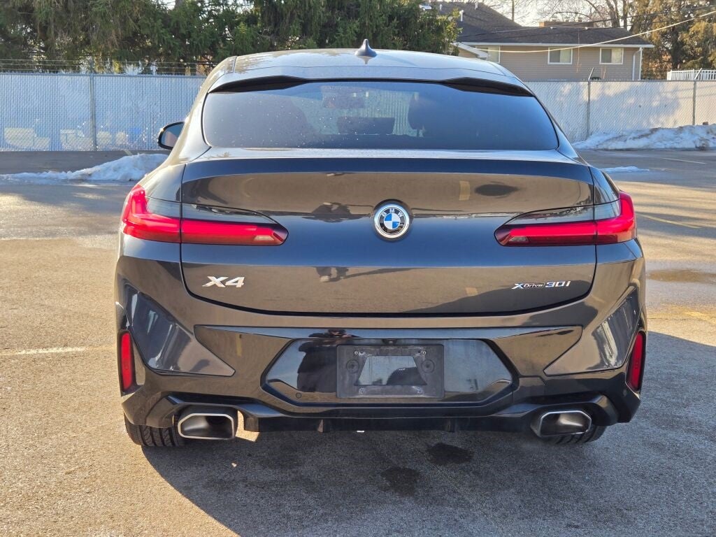 2022 BMW X4 xDrive30i