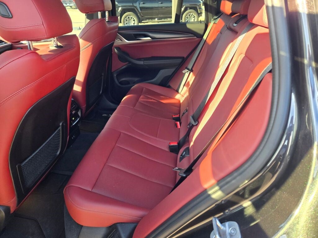 2022 BMW X4 xDrive30i