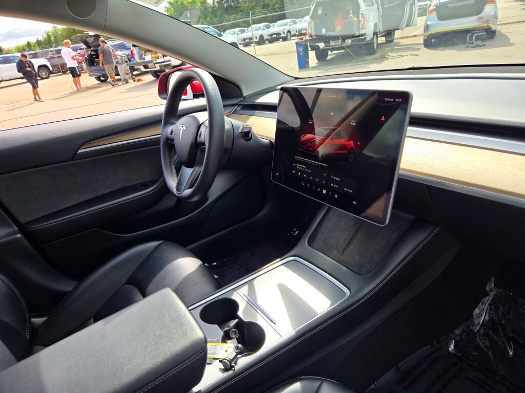 2023 Tesla Model 3 Base