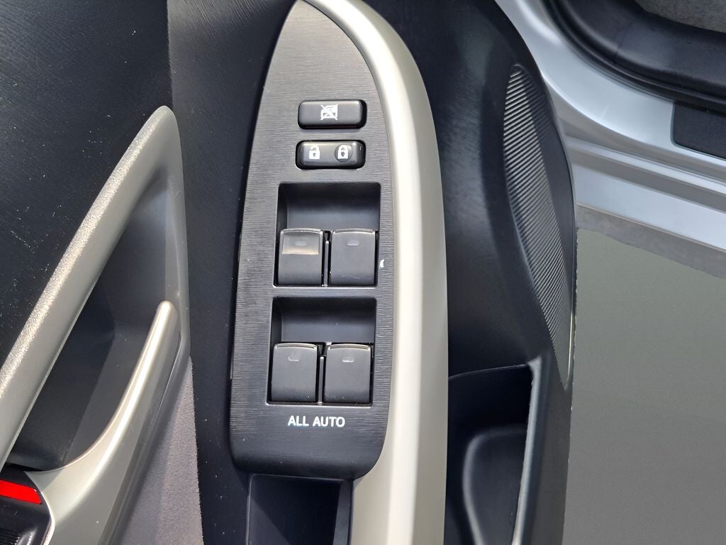 2013 Toyota Prius Three