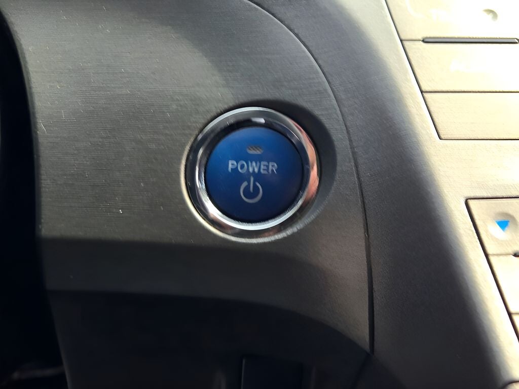 2013 Toyota Prius Three