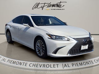 2019 Lexus ES 300h Luxury