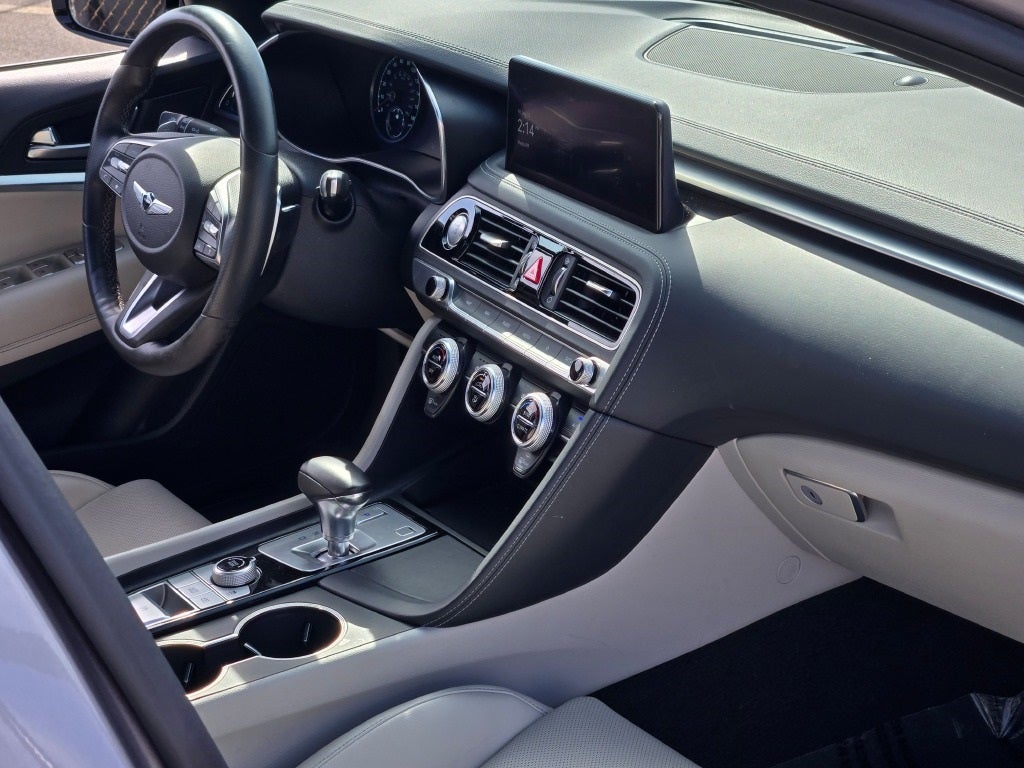 2023 Genesis G70 2.0T