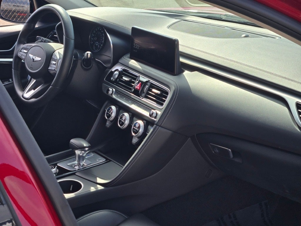 2023 Genesis G70 2.0T