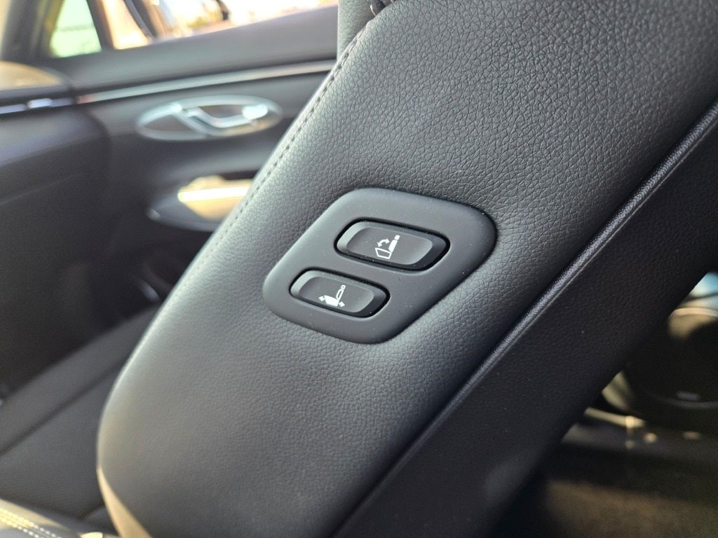 2022 Genesis GV70 2.5T Sport Prestige