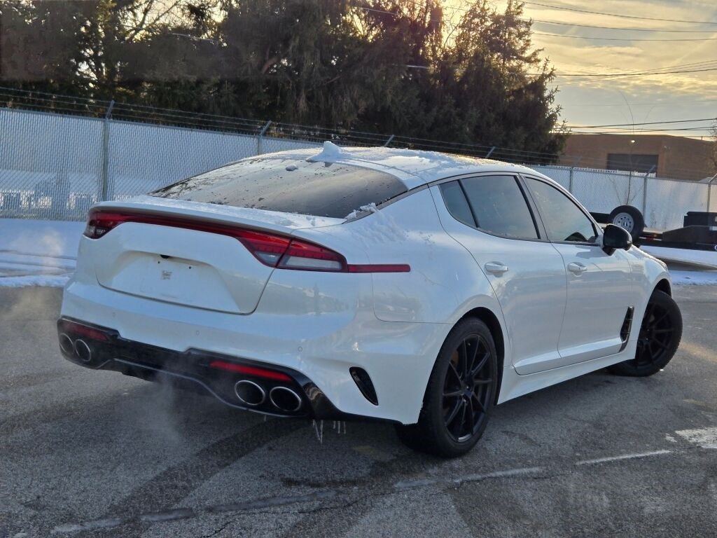 2022 Kia Stinger GT2