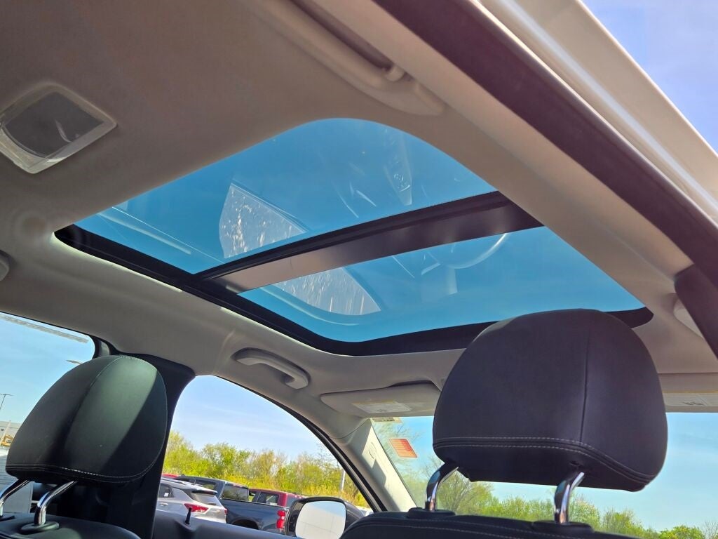 2018 INFINITI QX30 Premium