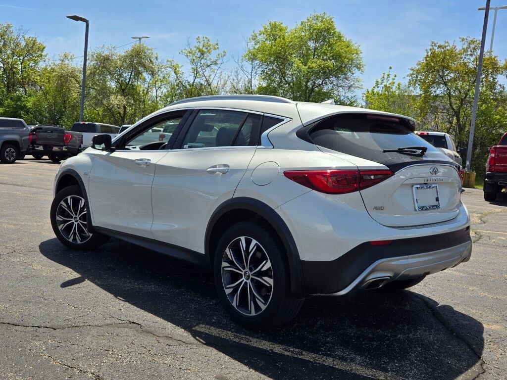 2018 INFINITI QX30 Premium